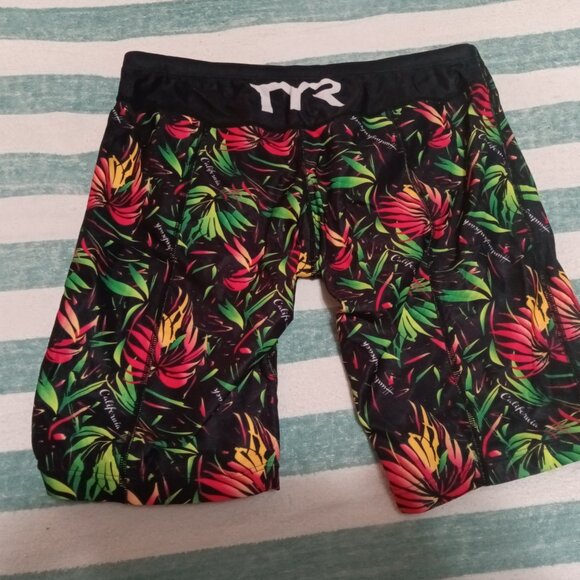 (*) TROPICAL BLACK SWIM JAMMER BY TYR, SIZE 32" - (Pre-Owned) - Picture 3 of 8
